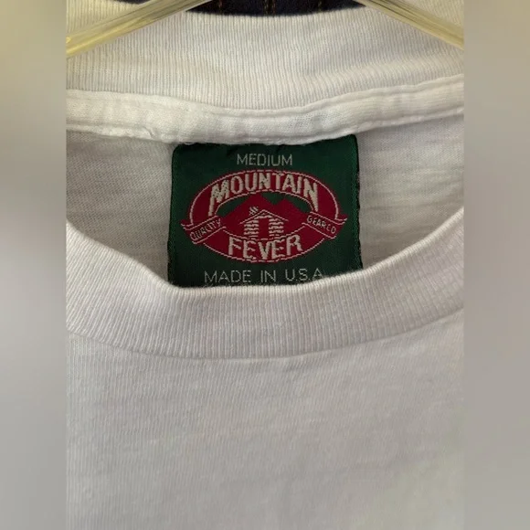 Vintage White Graphic T-Shirt Medium – Single Stitch - Picture 3 of 6